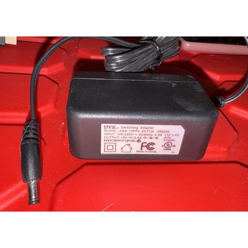 DVE Switching Adapter DSA-13PFC-05 FUS 050250 5V 2.5A AC DC Power Supply Black